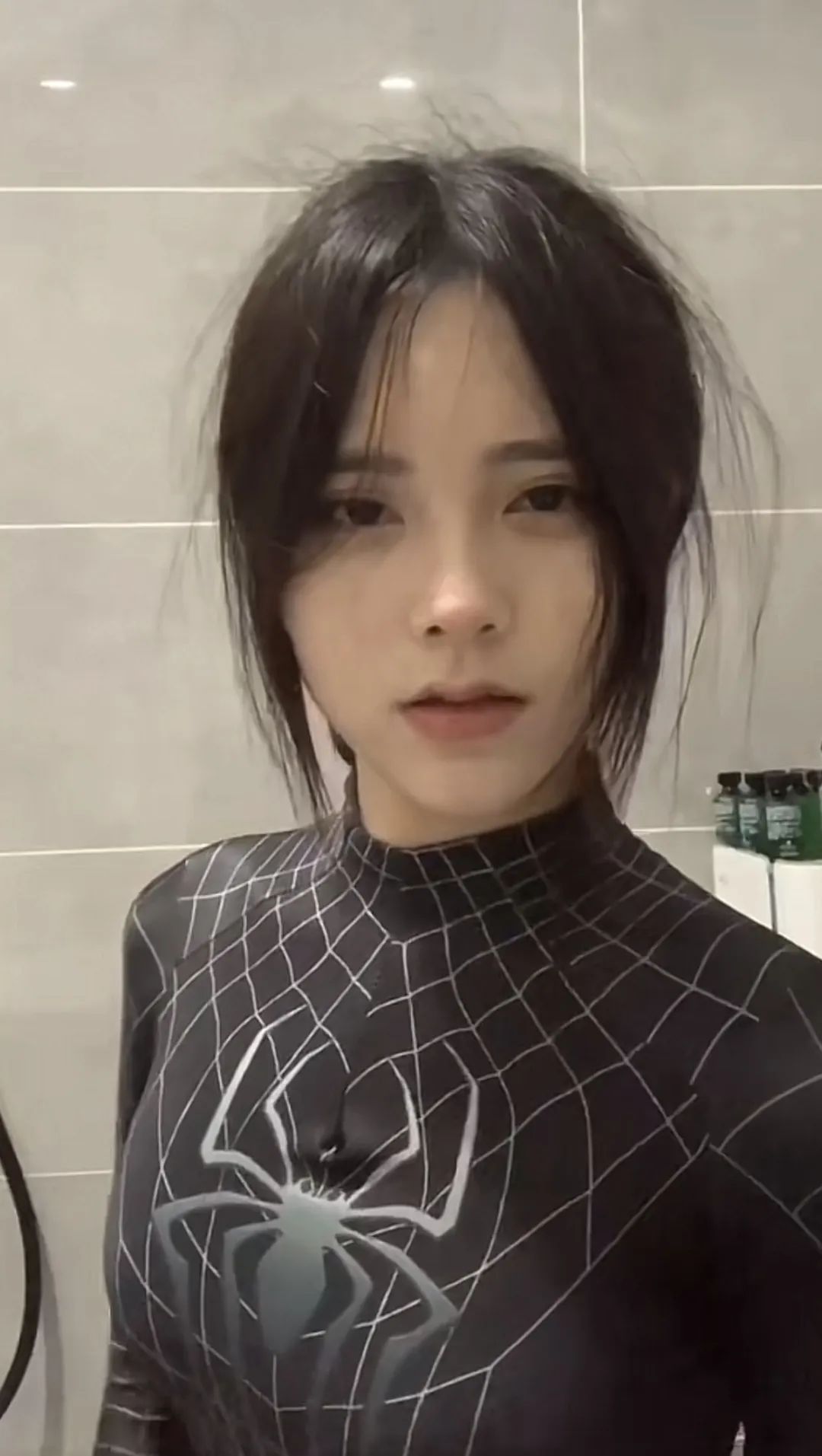 女主播身穿蜘蛛侠01